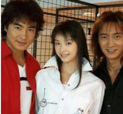 张庭爆料男生追自己视频,揭秘明星恋爱幕后故事  第3张